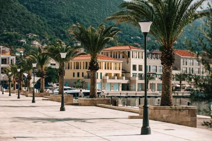 Appartamento Blue Sea Herceg Novi Esterno foto