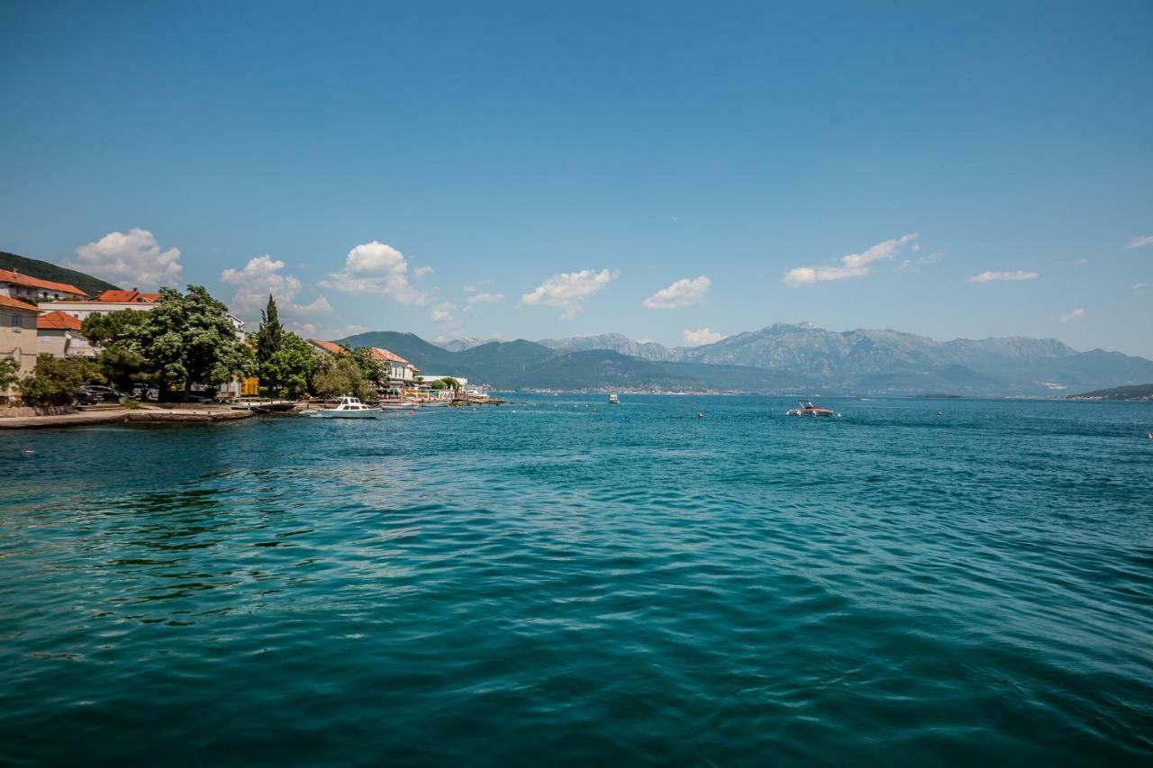 Appartamento Blue Sea Herceg Novi Esterno foto