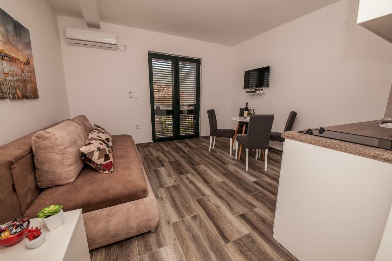 Appartamento Blue Sea Herceg Novi Esterno foto